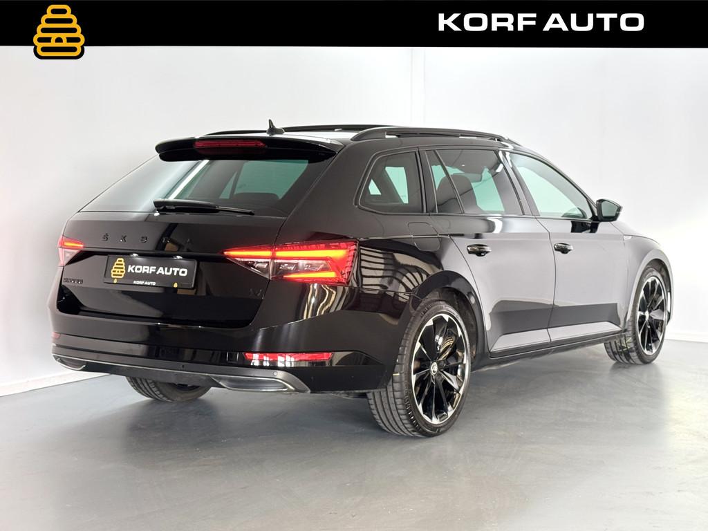 Skoda Superb Combi 1.4 TSI iV Sportline | Pano | DCC | Trekh, Gebruikt, 4 cilinders, Met garantie (alle), Zwart