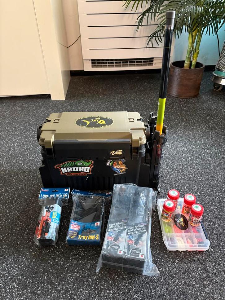 Spoon vissen koffer met accessoires, Watersport en Boten, Hengelsport | Karpervissen, Nieuw, Overige typen, Ophalen