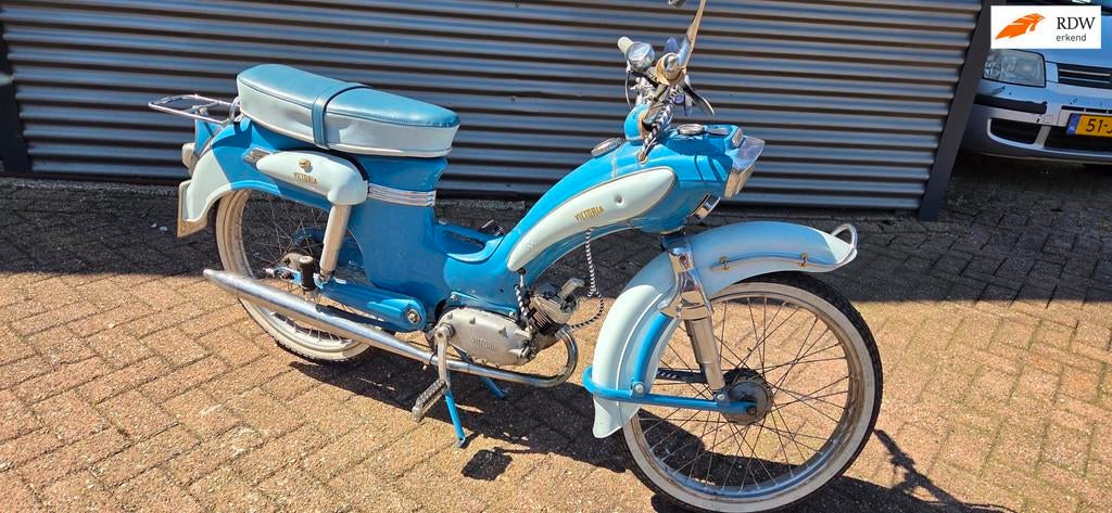 Victoria VICKY SUPER LUXUS, Fietsen en Brommers, Brommers | Oldtimers, Overige merken, Victoria, Info@jeroensomersautos.nl, Victoria straat
5046am   Victoria , DE
