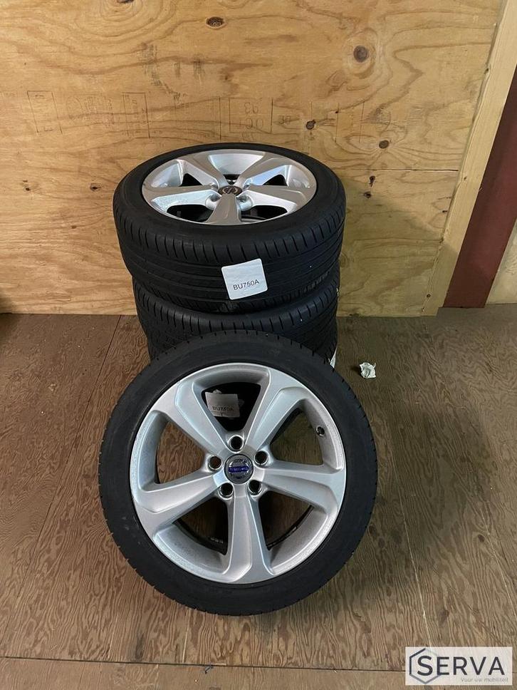 Volvo “Segomo” wielen met Vredestein banden, Auto-onderdelen, Banden en Velgen, Banden en Velgen, Zomerbanden, 17 inch, Personenwagen