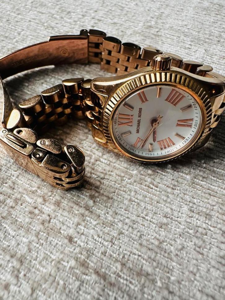 Michael Kors Dameshorloge Goudkleurig, Sieraden, Tassen en Uiterlijk, Horloges | Dames, Zo goed als nieuw, Polshorloge, Overige merken
