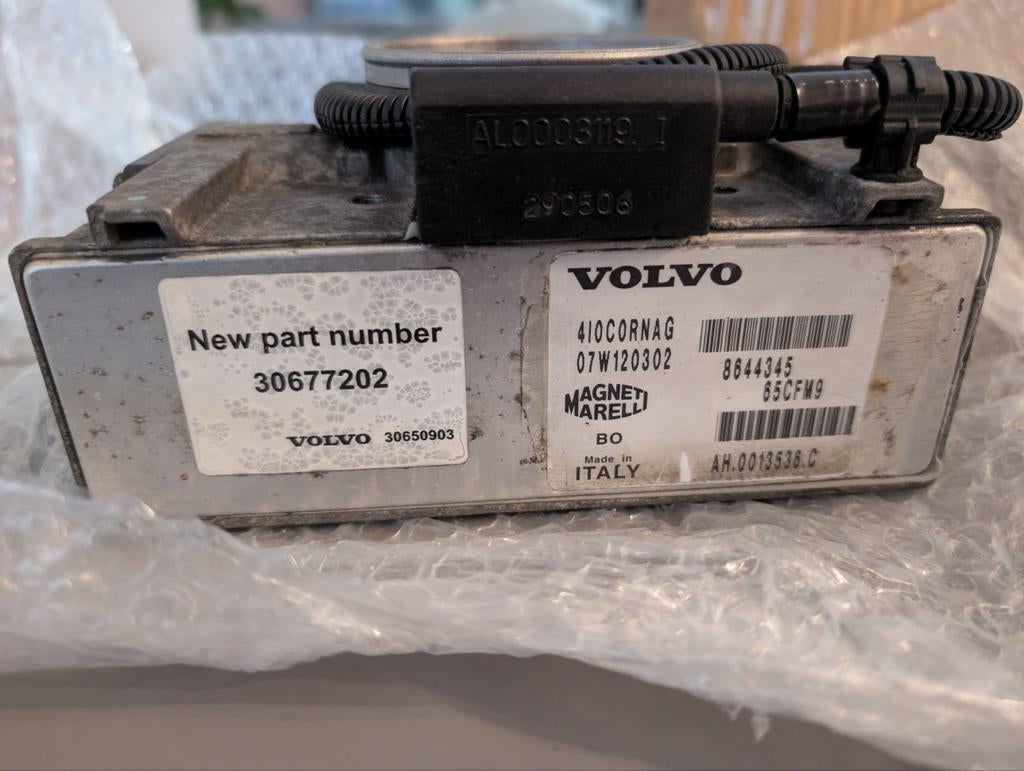 Gaskleppenhuis Volvo V70/S60 - Origineel onderdeel, Ophalen of Verzenden, Volvo