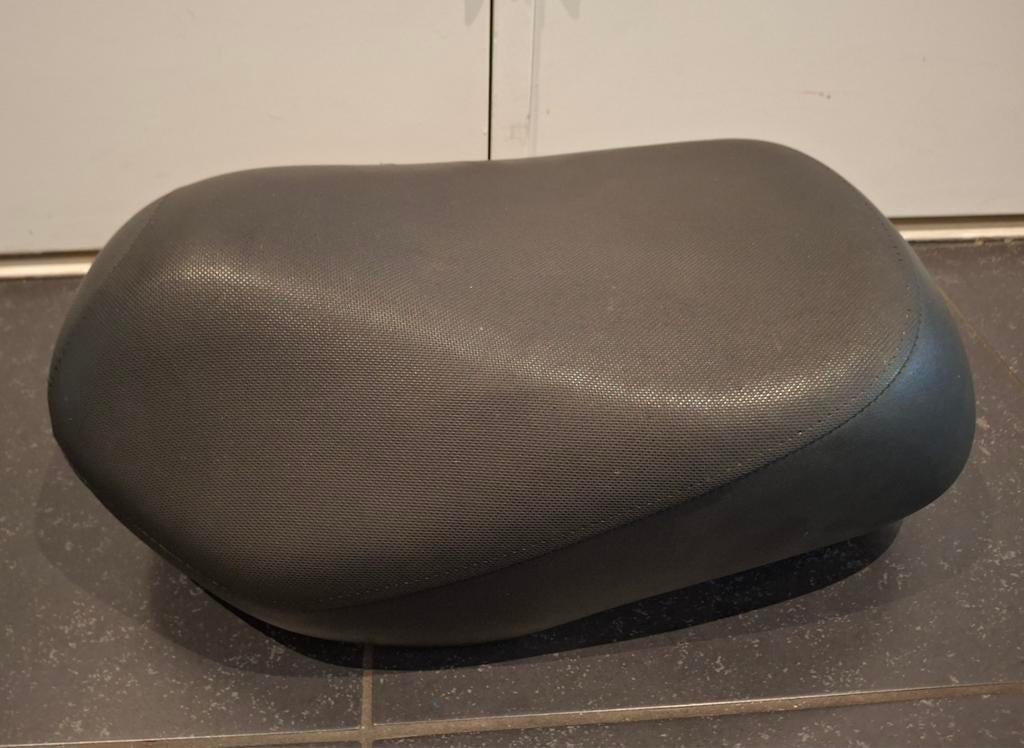 Tomos Revival/streetmate zadel in nette staat, Fietsen en Brommers, Ophalen of Verzenden, Gebruikt, Zadel, Tomos