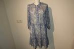 Dante 6 jurk frisse print blauw wit lijfje met knoopjes S, Kleding | Dames, Jurken, Dante 6, Zo goed als nieuw, Knielengte, Maat 36 (S)