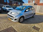 Peugeot 107 1.0 12V 2011 5 deurs, Airco, Navi, NAP, 2e eignr, Euro 5, Stof, Zwart, 68 pk