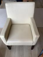 Twee leolux stijl eetkamerstoelen, beige club fauteuils., Ophalen, Gebruikt, 75 tot 100 cm, 50 tot 75 cm