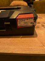 Bosch GSR 18V-21 Accuboormachine met 2 accu's en lamp, Doe-het-zelf en Verbouw, Gereedschap | Boormachines, Ophalen of Verzenden