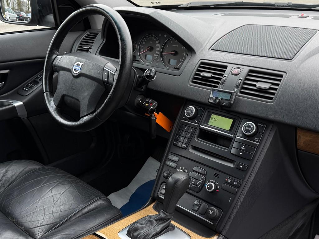 Volvo XC90 3.2 Momentum 5p. - AUTOMAAT - CRUISE / CLIMATE CO, 238 pk, Gebruikt, Zwart, Zwart