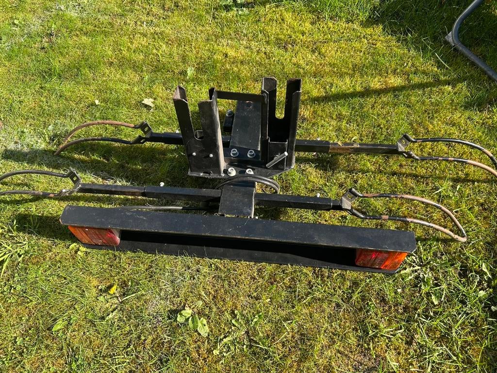 Fietsendrager, Auto diversen, Fietsendragers, Ophalen, 2 fietsen, Gebruikt, Trekhaakdrager