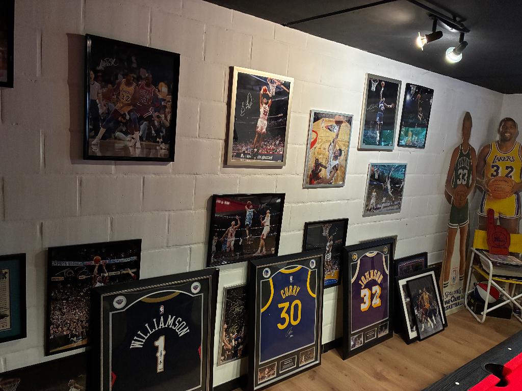 NBA memorabilia, Verzamelen, Overige Verzamelen, Zo goed als nieuw, Ophalen of Verzenden