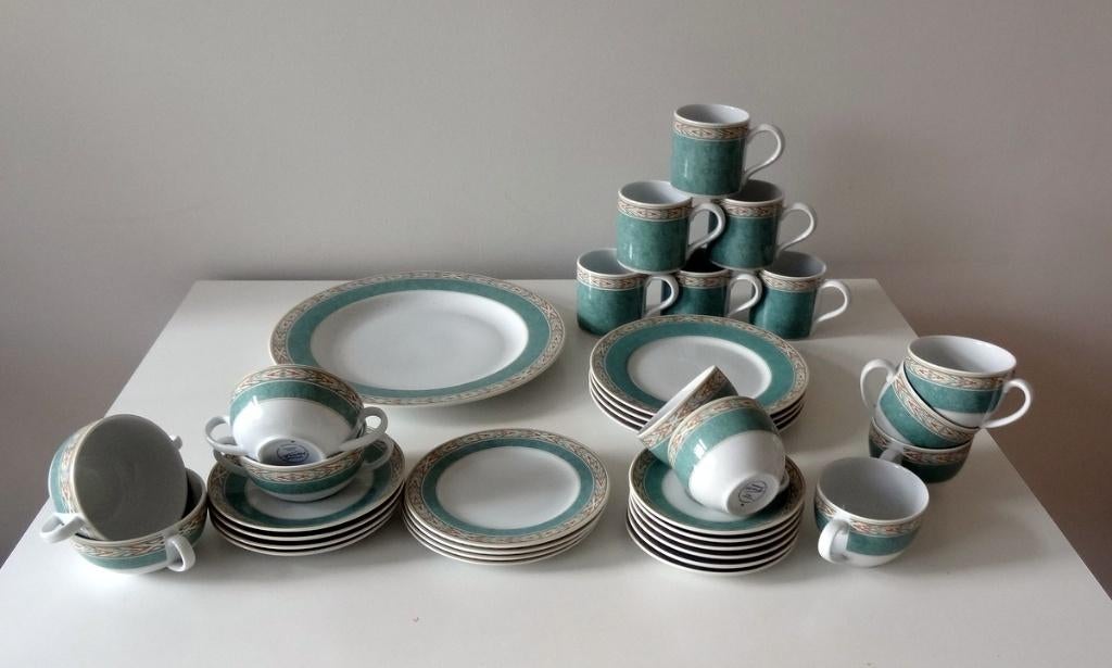 Wedgwood Aztec servies, Ophalen