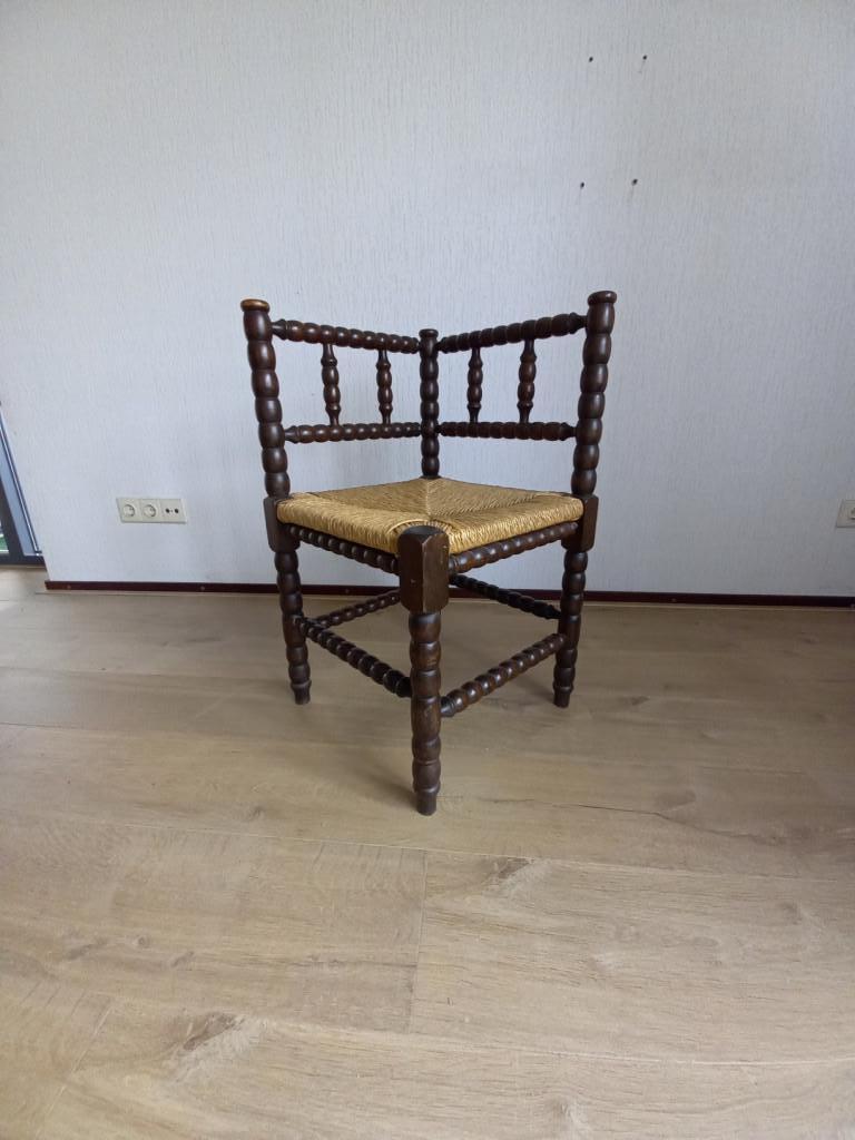 antieke hoekstoel, Ophalen
