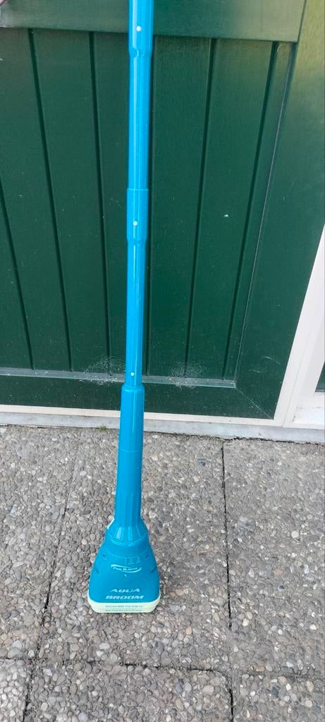 Zwembad stofzuiger, Ophalen, Gebruikt