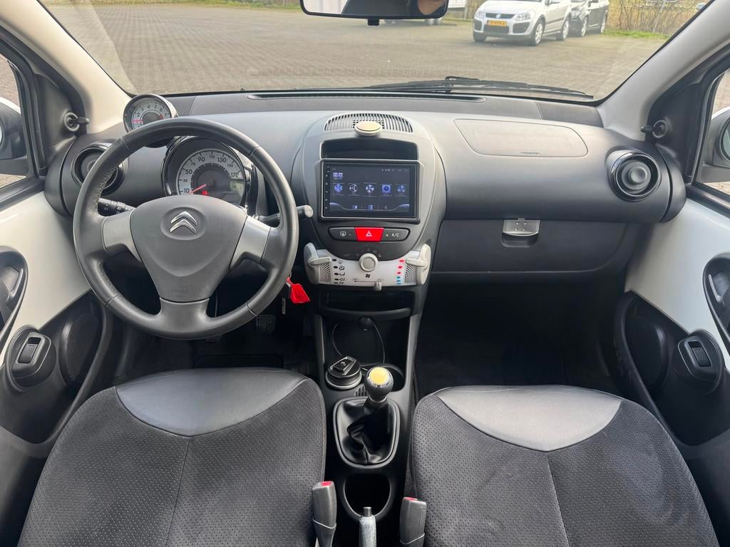 Citroen C1 1.0 Exclusive|SCHERM|AIRCO|LEER|5DRS|LMV, Auto's, Citroën, Voorwielaandrijving, Euro 5, Gebruikt, Zwart