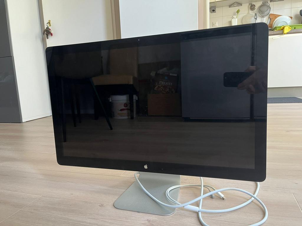 Apple thunnderbolt display 27 inch defect, Audio, Tv en Foto, Televisies, Ophalen, Zo goed als nieuw