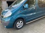 Opel Vivaro rolstoelbus met lift- 2011- 179056 km, Voorwielaandrijving, 1995 cc, 4 cilinders, 2000 kg