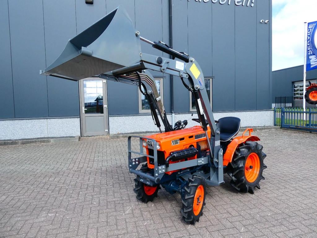 Kubota B7001 4wd / Voorlader, Overige merken, Gebruikt, De Maalstroom 3
8255 RN  Swifterbant, Mathijs Merkelijn
