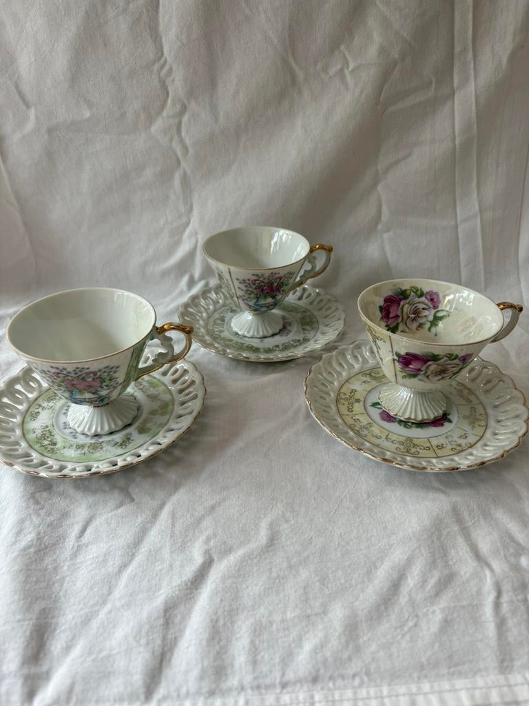 Porseleinen kopjes, Ophalen