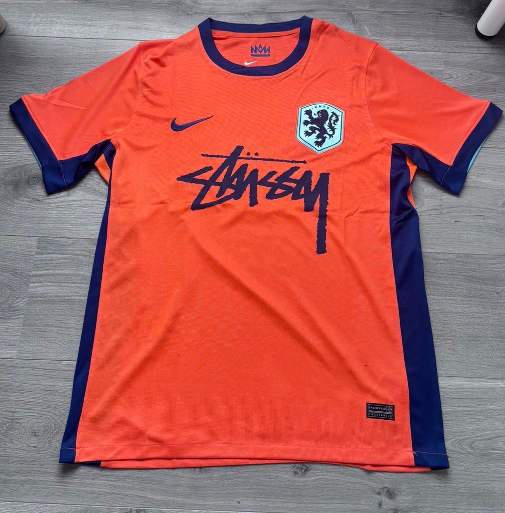 Nike x stussy Koningsdag shirt NIEUW!, Maat L, Ophalen of Verzenden, Nieuw, Shirt