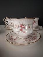 Paragon Victoriana Rose kop en schotel set, Ophalen of Verzenden, Zo goed als nieuw, Porselein, Kop en/of schotel