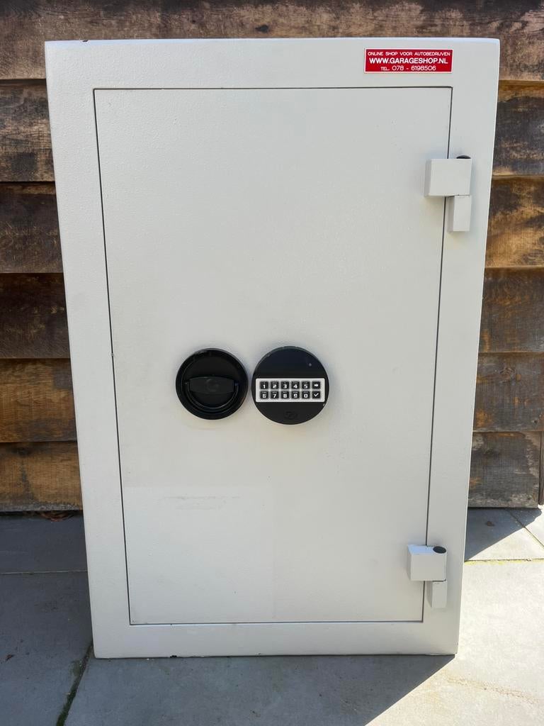 Topkwaliteit sleutelkluis - gecertificeerd S2/RDW, Ophalen, Zo goed als nieuw