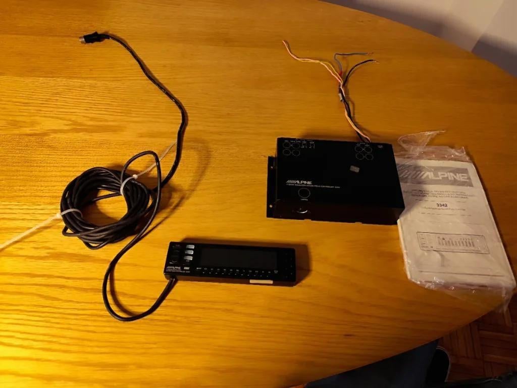 Alpine 3342, Ophalen of Verzenden, Zo goed als nieuw
