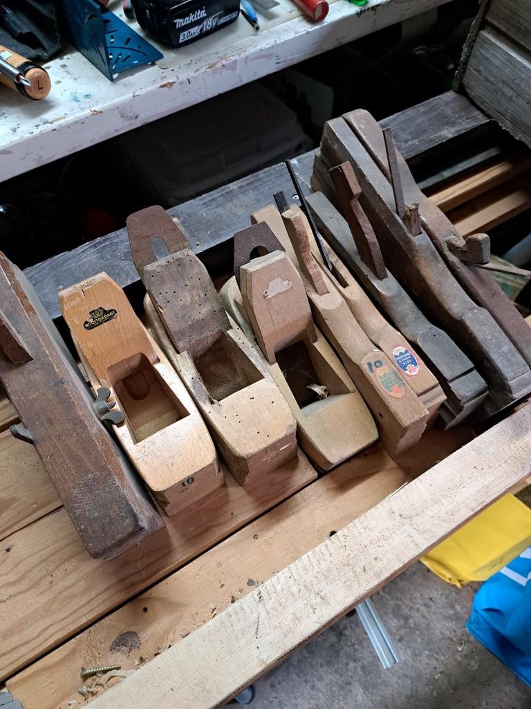 Antiek gereedschap schaven, Ophalen