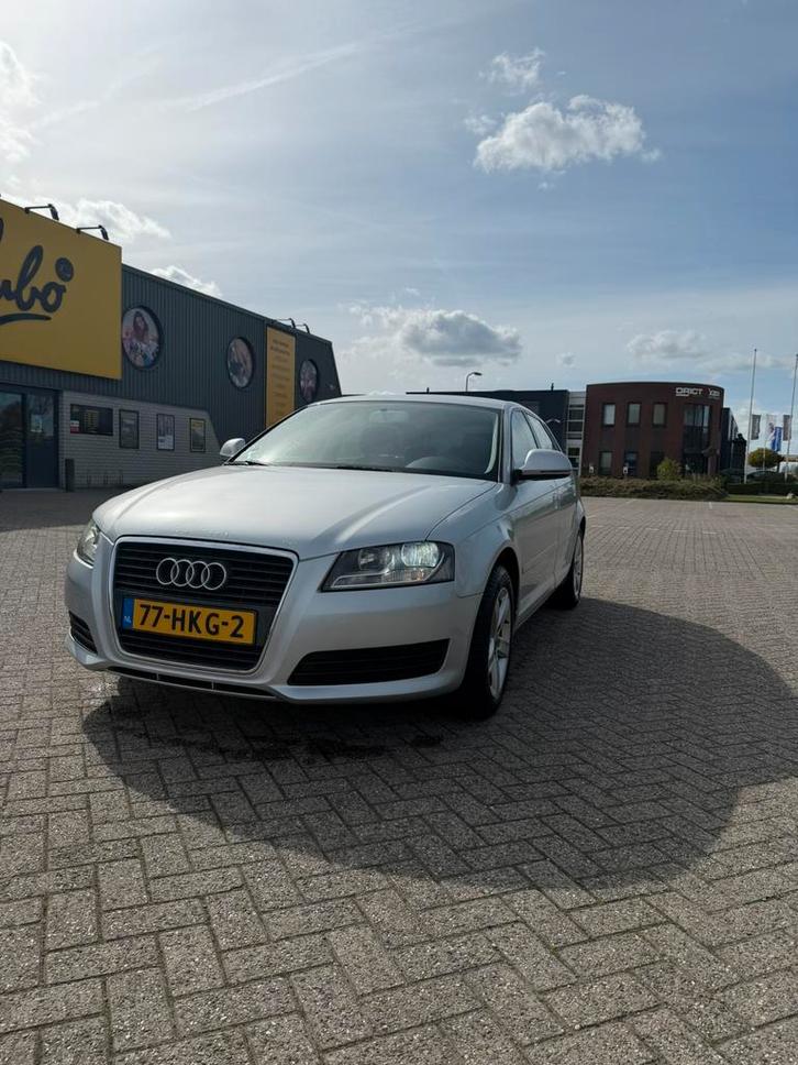 Audi A3 1.6 Sportback 75KW 2009 Grijs, Auto's, Audi, A3, Airbags, Airconditioning, Cruise Control, Elektrische buitenspiegels