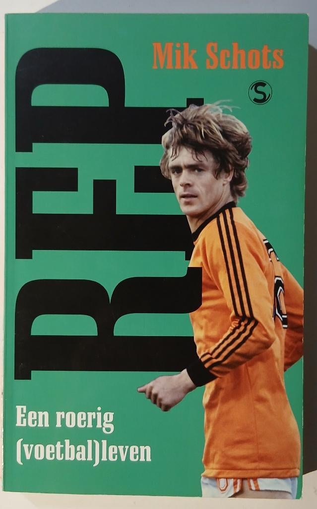 REP een roerig voetballeven, Mik schots, Ophalen of Verzenden, Zo goed als nieuw, Balsport