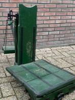 Antieke bascule weegschaal., Ophalen