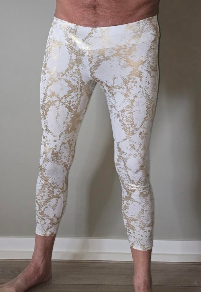 Nieuwe strakke legging maat S met slangenprint, Kleding | Dames, Leggings, Maillots en Panty's, Legging, Maat 36/38 (S), Verzenden