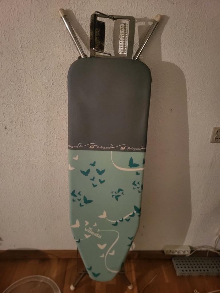 Philips Azur Performer Plus Strijkijzer en Strijkplank, Ophalen