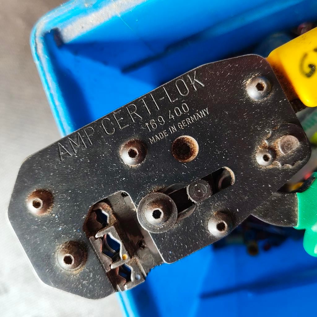 Krimptang AMP Certi-lock. 169 400, Ophalen of Verzenden, Gebruikt