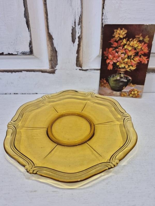 Oud gebaksbordje, geel persglas,  4 beschikbaar, Ophalen of Verzenden