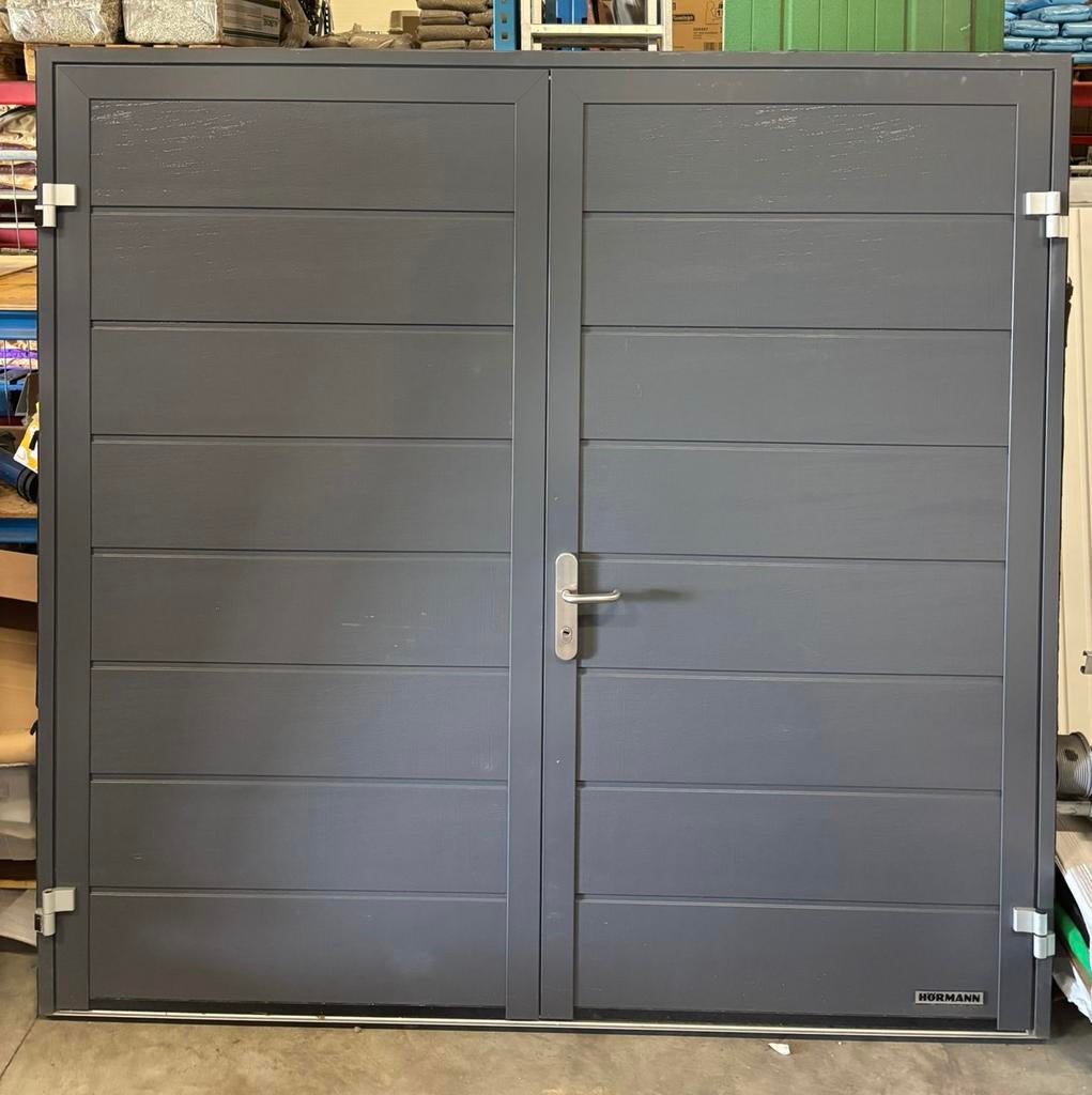 Dubbele openslaande Hormann garagedeur, Gebruikt, Staal, 200 cm of meer, Ophalen of Verzenden