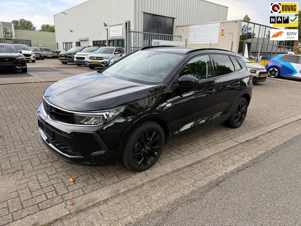 Opel Grandland 1.6 Turbo Plug-In Hybrid GS Line Dealer auto, Adaptive Cruise Control, 4 cilinders, Leder en Stof, Zwart