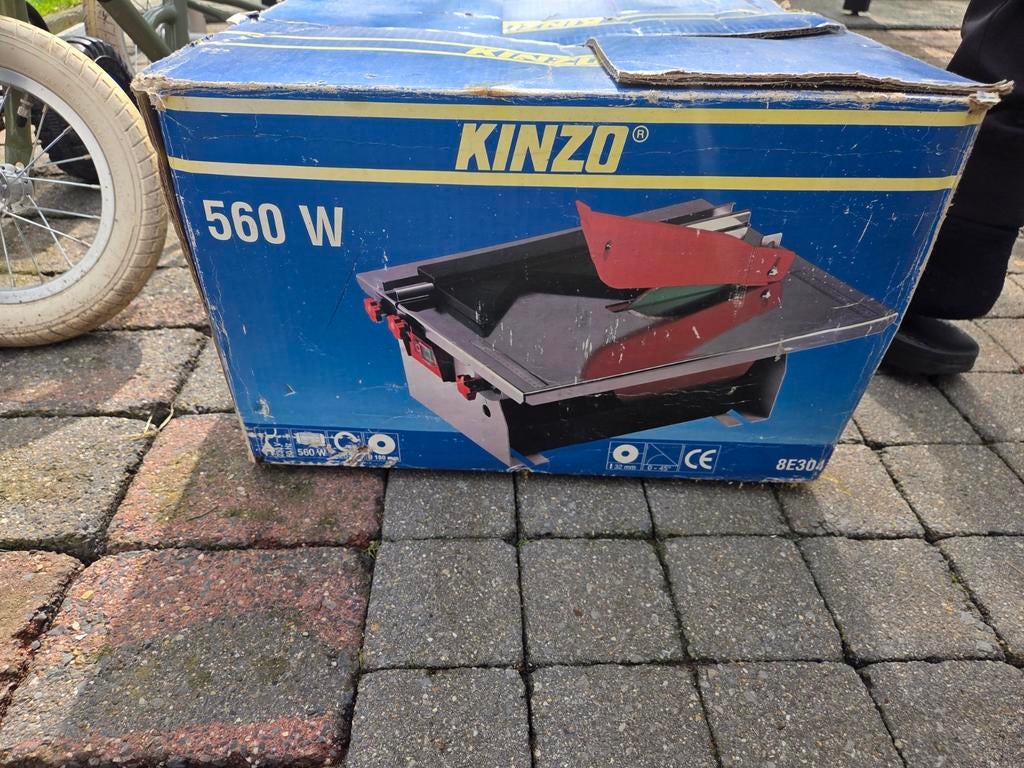Kinzo 560W Tegelzaagmachine, Ophalen, Gebruikt, 600 tot 1200 watt
