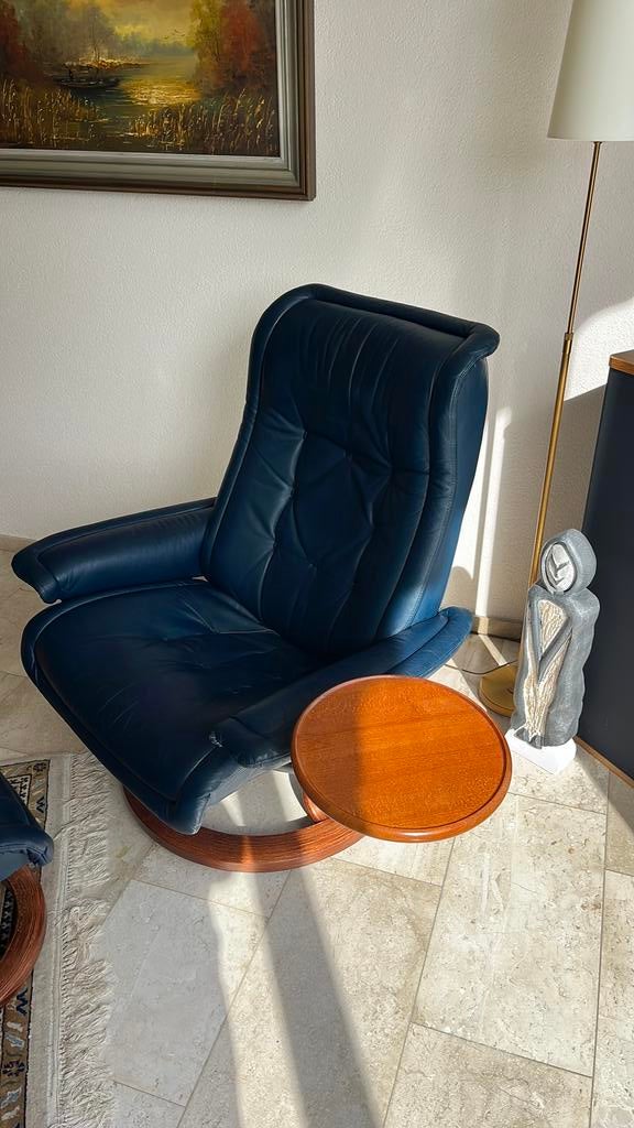 Ekornes Stressless Relaxfauteuil blauw leer + voetenbank, Ophalen, Gebruikt, 75 tot 100 cm, Leer
