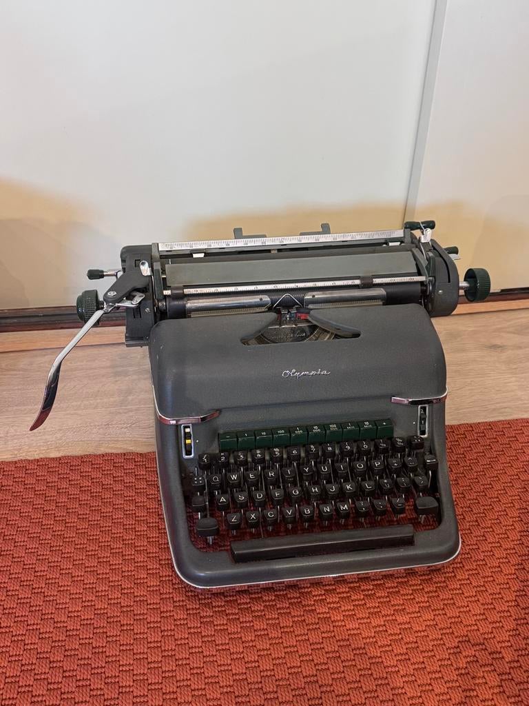 Olympia typemachine, Diversen, Typemachines, Ophalen, Gebruikt