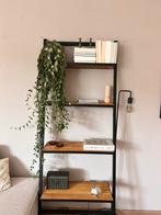Mooie ladderkast met houten planken en metalen frame, Ophalen, Gebruikt