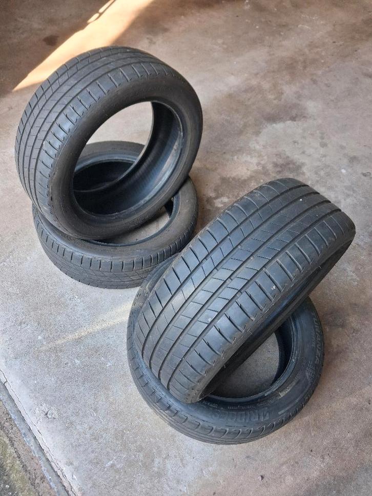 Autobanden, Auto-onderdelen, Banden en Velgen, Band(en), Zomerbanden, 17 inch, 215 mm, Personenwagen, Gebruikt, Ophalen