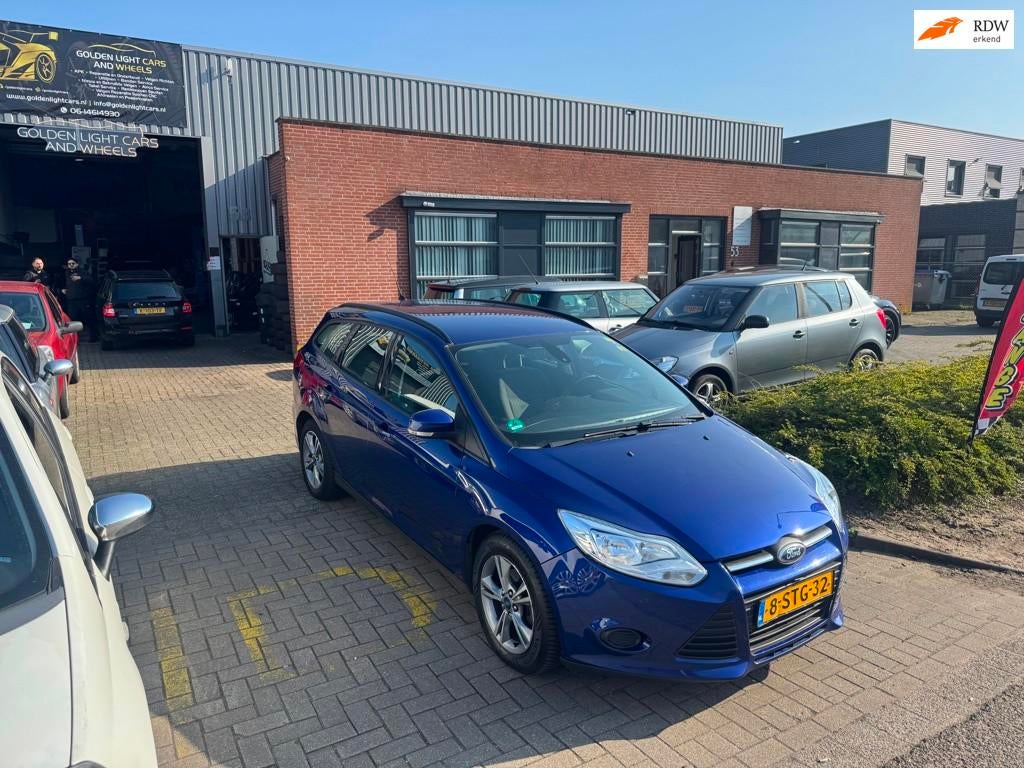 Ford Focus Wagon 1.0 EcoBoost Edition Motor Revisie Nieuwe A, Auto's, Ford, Euro 5, Gebruikt, Blauw, Origineel Nederlands