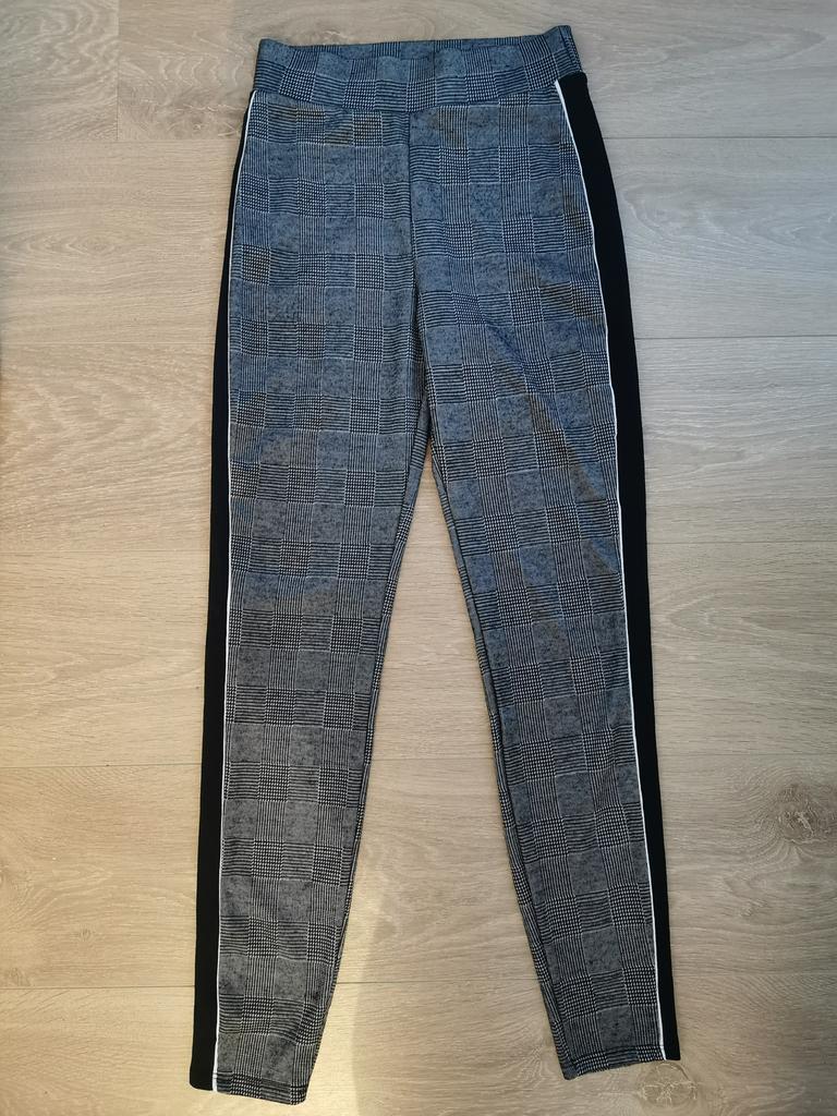 Primark tregging broek maat XS | 34-36, Kleding | Dames, Broeken en Pantalons, Ophalen of Verzenden, Zo goed als nieuw, Maat 34 (XS) of kleiner