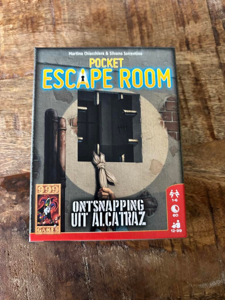 Pocket Escape Room: Ontsnapping uit Alcatraz, Vijf spelers of meer, Ophalen of Verzenden, Nieuw, Reisspel