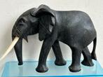 Oud houtsnijwerk Olifant Aziatisch 19/12.5 cm H, Ophalen of Verzenden