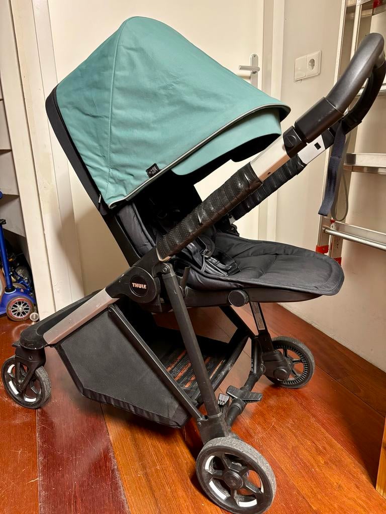 Thule Shine kinderwagen complete set, Zo goed als nieuw, Combiwagen, Verstelbare duwstang, Ophalen
