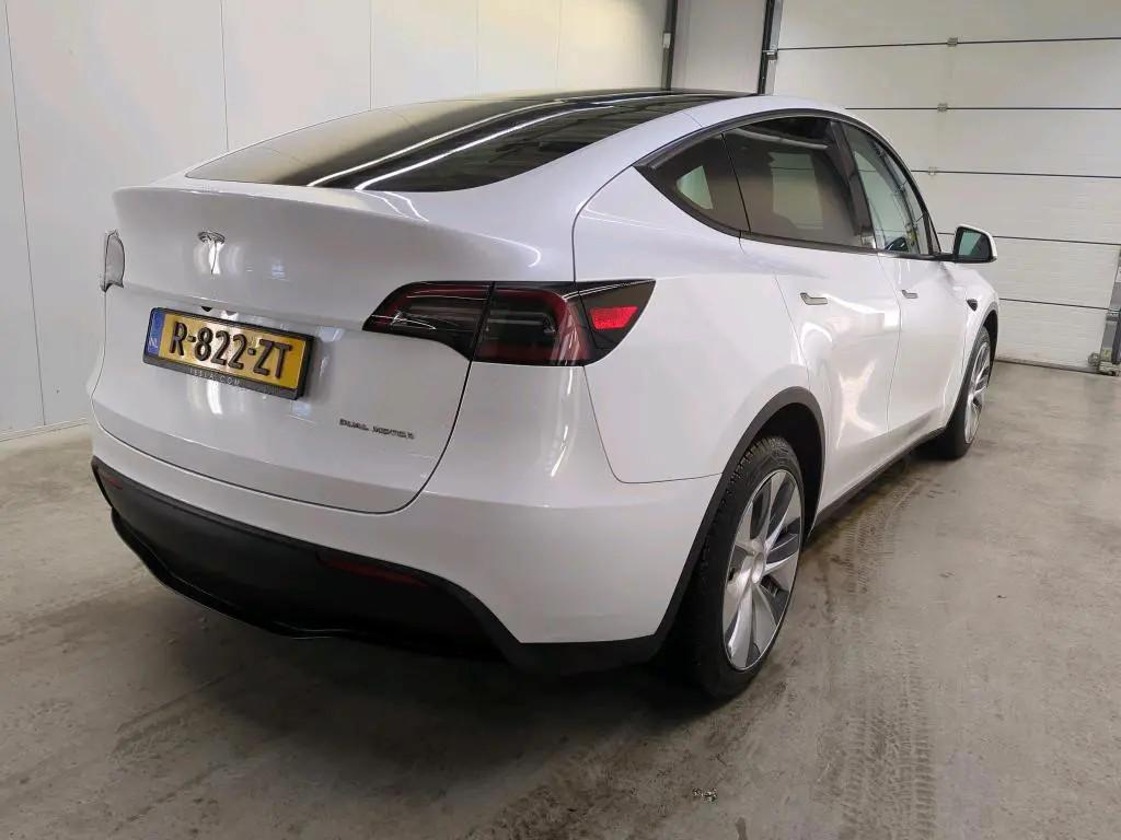 Tesla Model Y Long Range AWD 75 kWh 28/12/'22 A € 36.950,0, Auto's, Tesla, Gebruikt, Wit, 351 pk, 1600 kg
