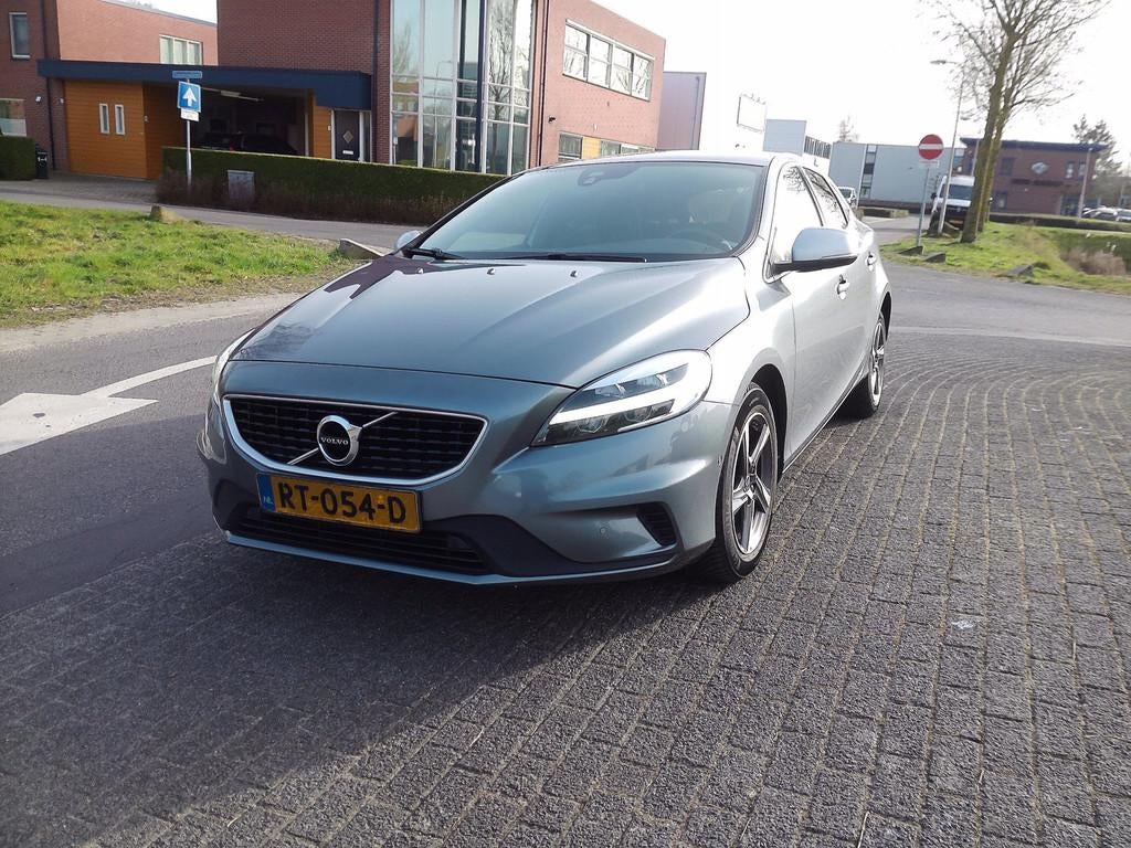 Volvo V40 2.0 D3 Business Sport, Auto's, Volvo, Voorwielaandrijving, 28 km/l, Gebruikt, Euro 6