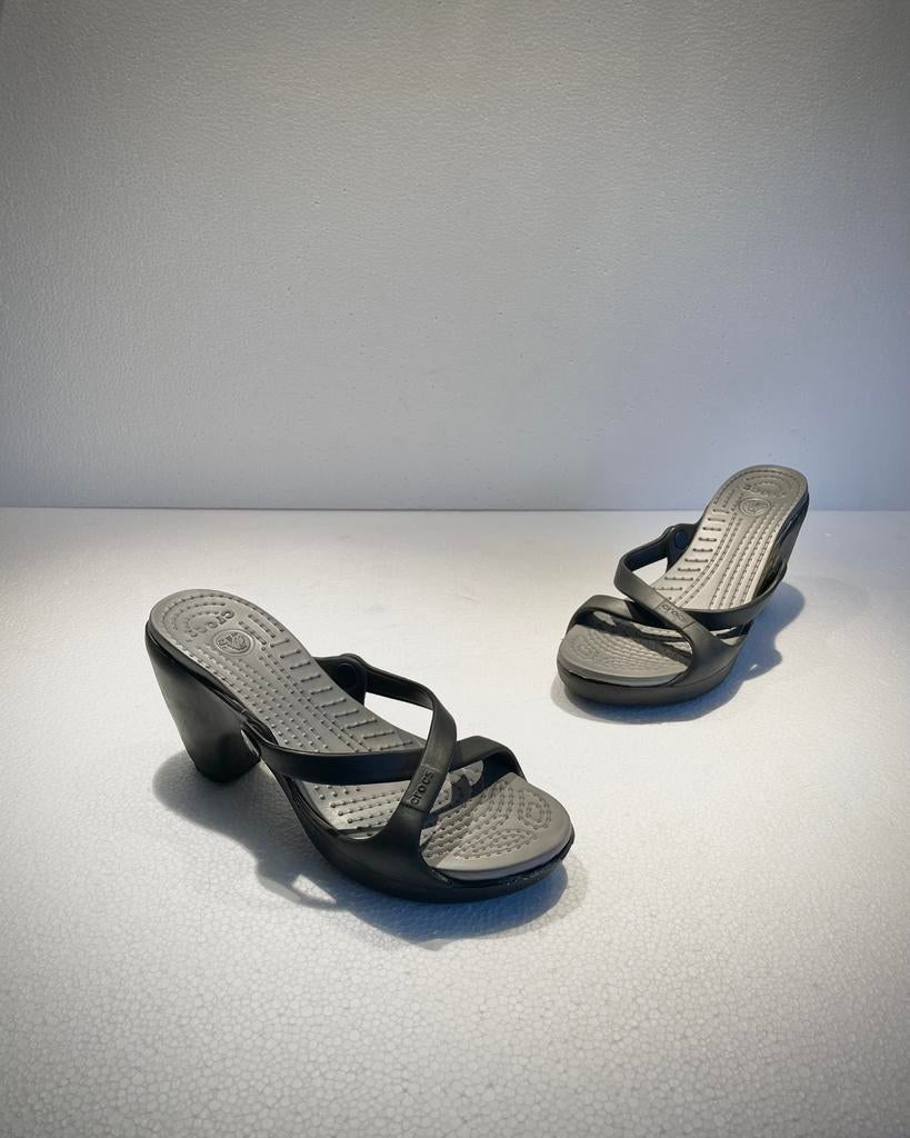 Crocs Cyprus comfort multjes sandalen met hoge hak 38 / W8, Kleding | Dames, Schoenen, Zwart, Zo goed als nieuw, Sandalen of Muiltjes