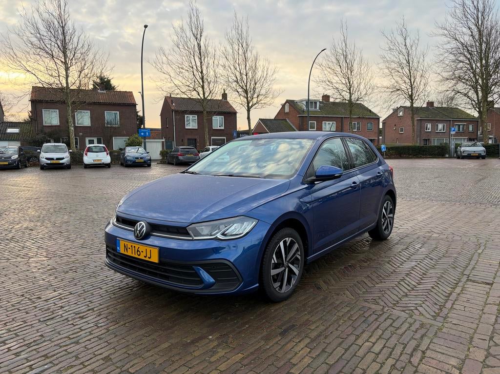 Private lease ter overname Volkswagen Polo TSI 95pk Blauw, Auto's, Voorwielaandrijving, 49 €/maand, Origineel Nederlands, Handgeschakeld